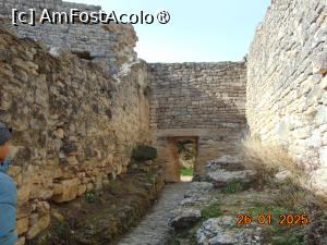 P39 [JAN-2025] Lacoste, zona în ruine a castelului