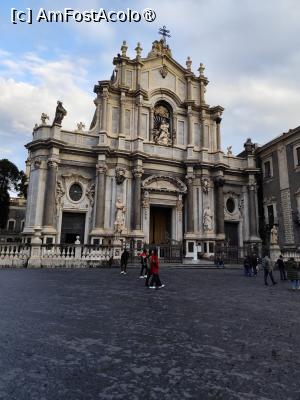 P01 [DEC-2025] Catedrala Sf. Agata din Piazza del Duomo