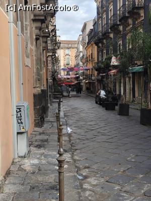 P22 [DEC-2025] Stradute cu umbrelute multicolore