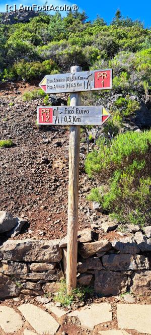 P27 [OCT-2025] Indicator către PR1 Pico de Areeiro ce pare deschis...