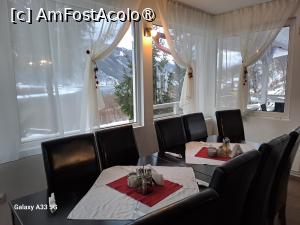 P05 [DEC-2024] Restaurantul Pensiunii Alpina – interior