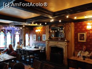 P36 [OCT-2025] Imagine din interiorul pub-ului The George&Pilgrims