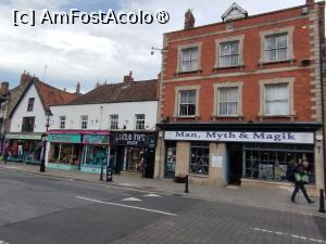 P41 [OCT-2025] Glastonbury