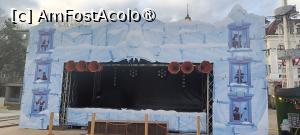 P13 [JAN-2026] Scena unde s-au desfășurat diverse spectacole.