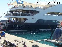 P59 [JUN-2012] Vasul cu care am fost in croaziera de 1 zi : trei punti, super, distractie la maxim. Daca puteti, nu ratati, nu o sa va para rau.