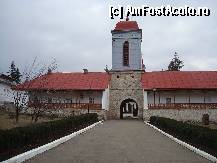 foto-vacanta la Mănăstirea Ciolanu [Tisău]