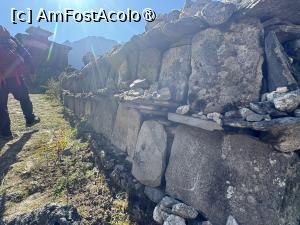 P39 [OCT-2025] Zidul de pietre gravate care a rămas intact la cutremur