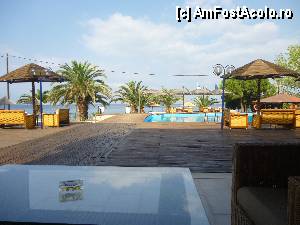 foto-vacanta la Kamari Beach Hotel