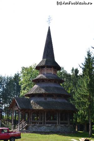 foto-vacanta la Mănăstirea Peri-Săpânța