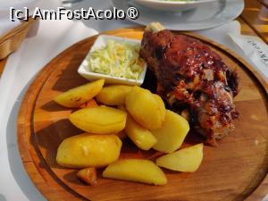 P15 [APR-2025] Buturel (ciolan) de porc cu cartofi