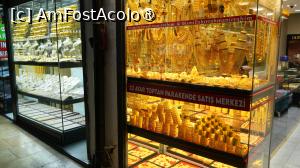 P41 [JAN-2026] Vitrine întregi cu aur  în Marele Bazar
