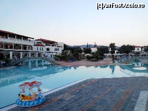 foto-vacanta la Holidays in Evia Beach Hotel (Eretria Resort)