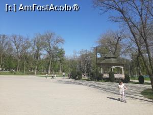 P15 [APR-2025] Grădina Publică