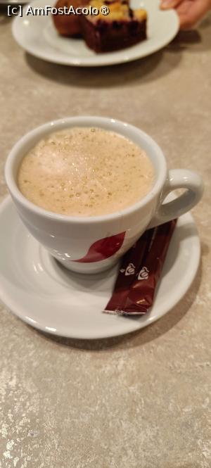 P36 [SEP-2025] Cafeaua de la mic dejun.
